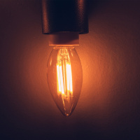 Лампа светодиодная Uniel Vintage 5 Вт Е14 свеча C35 прозрачная